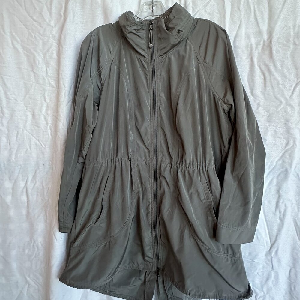 Athleta Drippity Jacket
